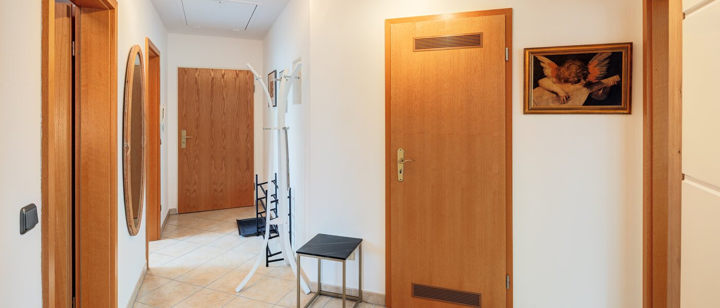 appartement sous les toits München Neufahrn b. Freising 01 entrée/couloir 14673