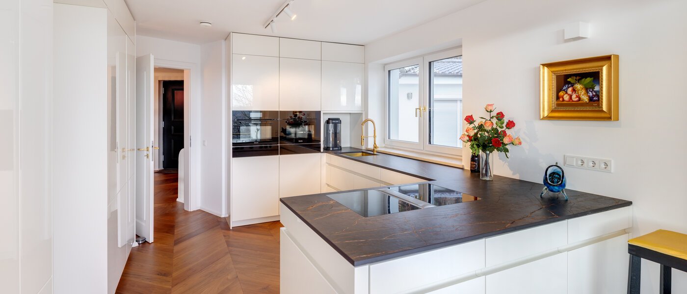 villa Starnberg 01 cuisine 14680