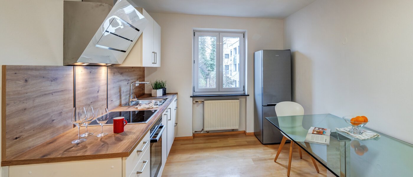 appartement style maisonnette München Cosimapark 02 cuisine 14688