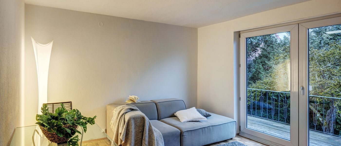 appartement style maisonnette München Cosimapark 01 salle de séjour 14688