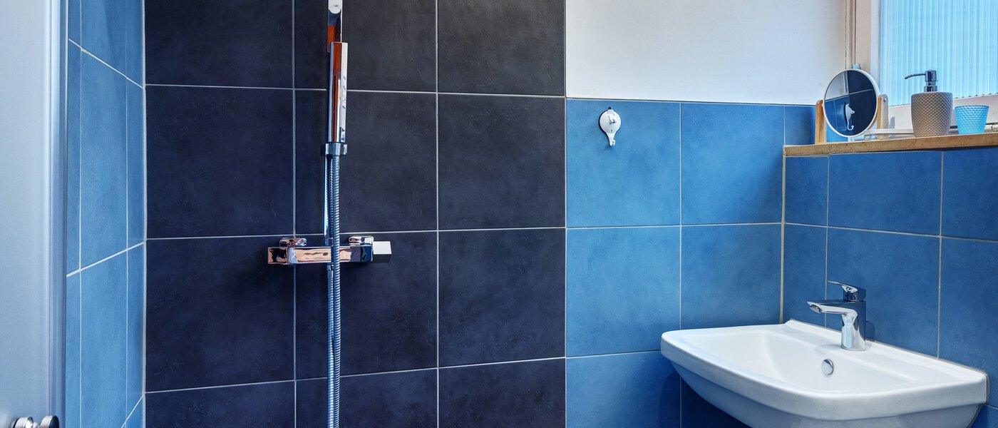 dernière maison de la rangée de maisons mitoyennes Unterhaching 01 2ème s. de bain 14690