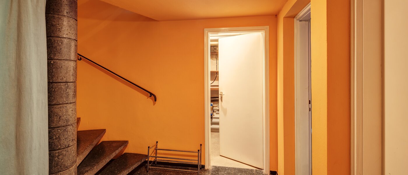 dernière maison de la rangée de maisons mitoyennes Unterhaching 05 entrée/couloir 14690