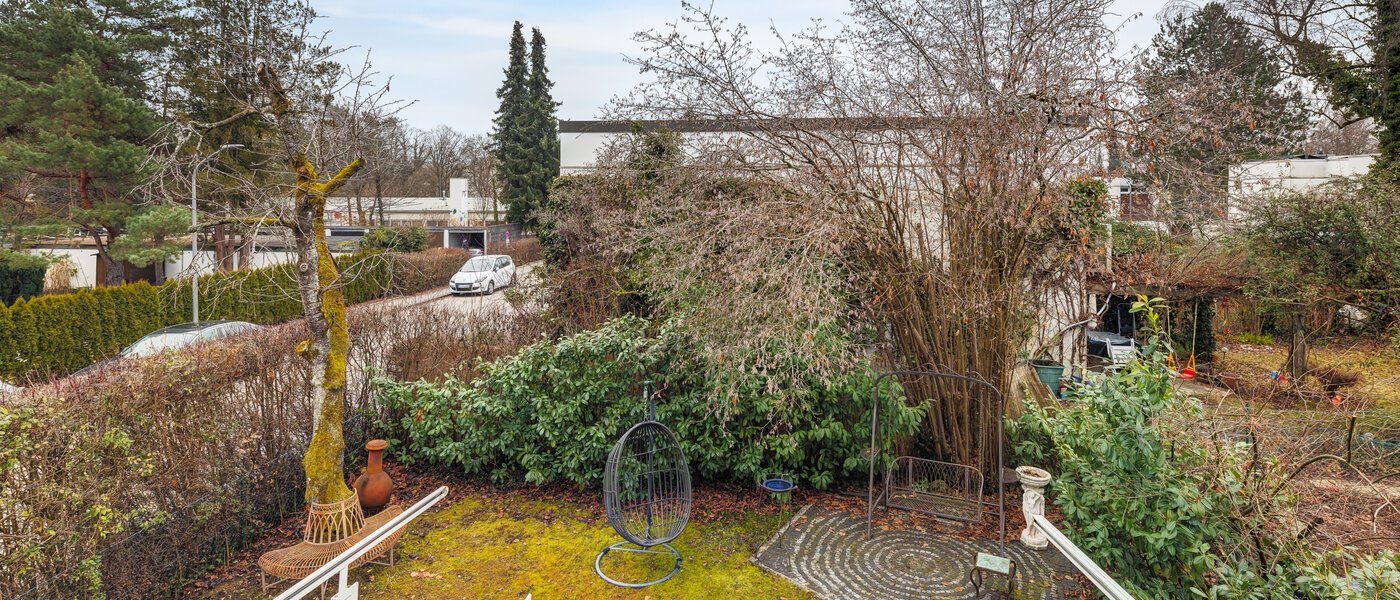 dernière maison de la rangée de maisons mitoyennes Unterhaching 01 vue 14690