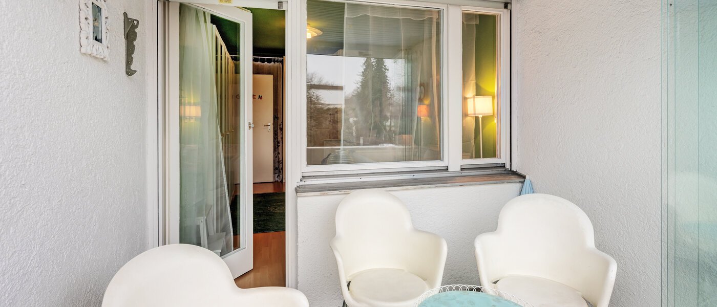 dernière maison de la rangée de maisons mitoyennes Unterhaching 02 loggia 14690