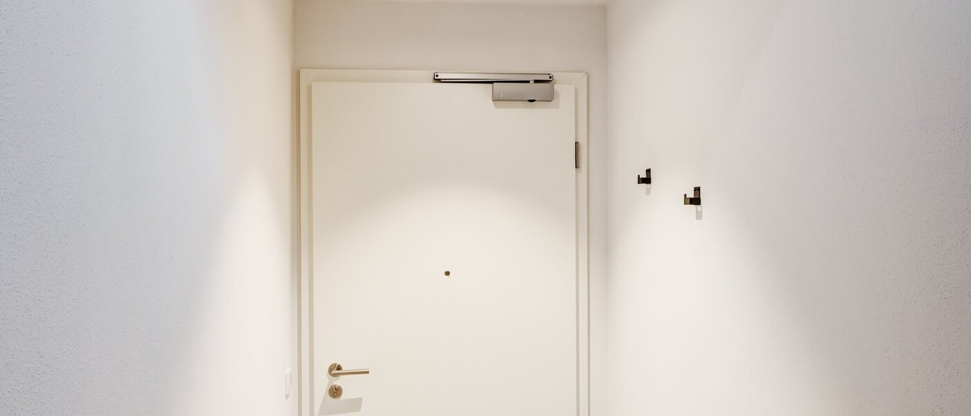 appartement sous les toits München Allach 01 entrée/couloir 14692