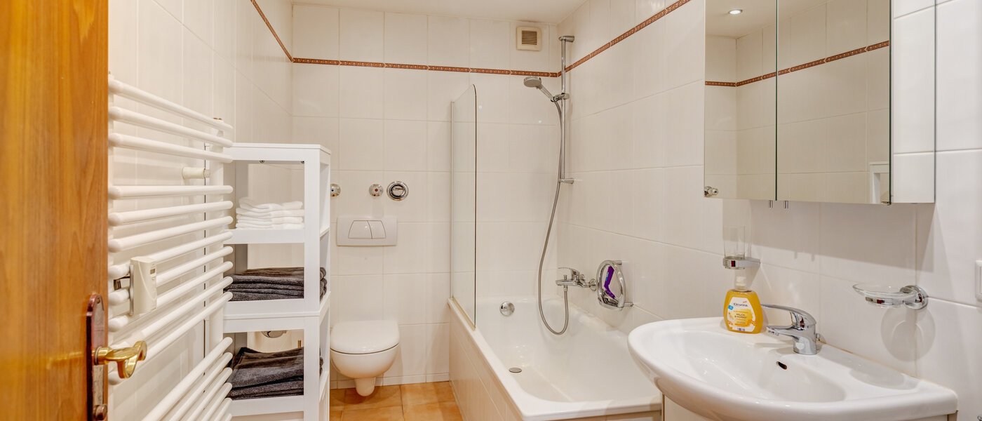 appartement avec terrasse sur le toit München Nymphenburg 01 salle de bain 14694