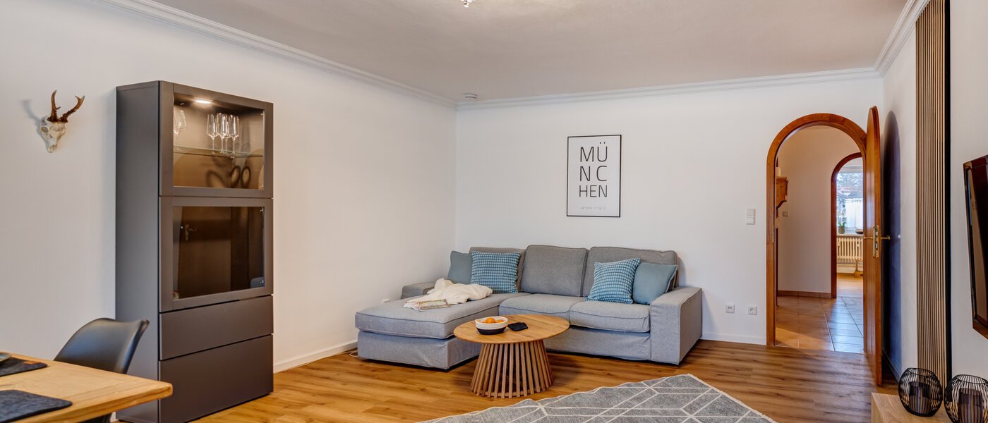 appartement avec terrasse sur le toit München Nymphenburg 03 salle de séjour 14694