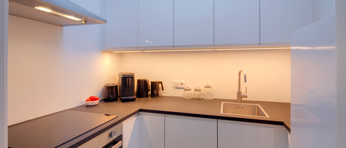 appartement sous les toits München Neuhausen 01 cuisine 14695