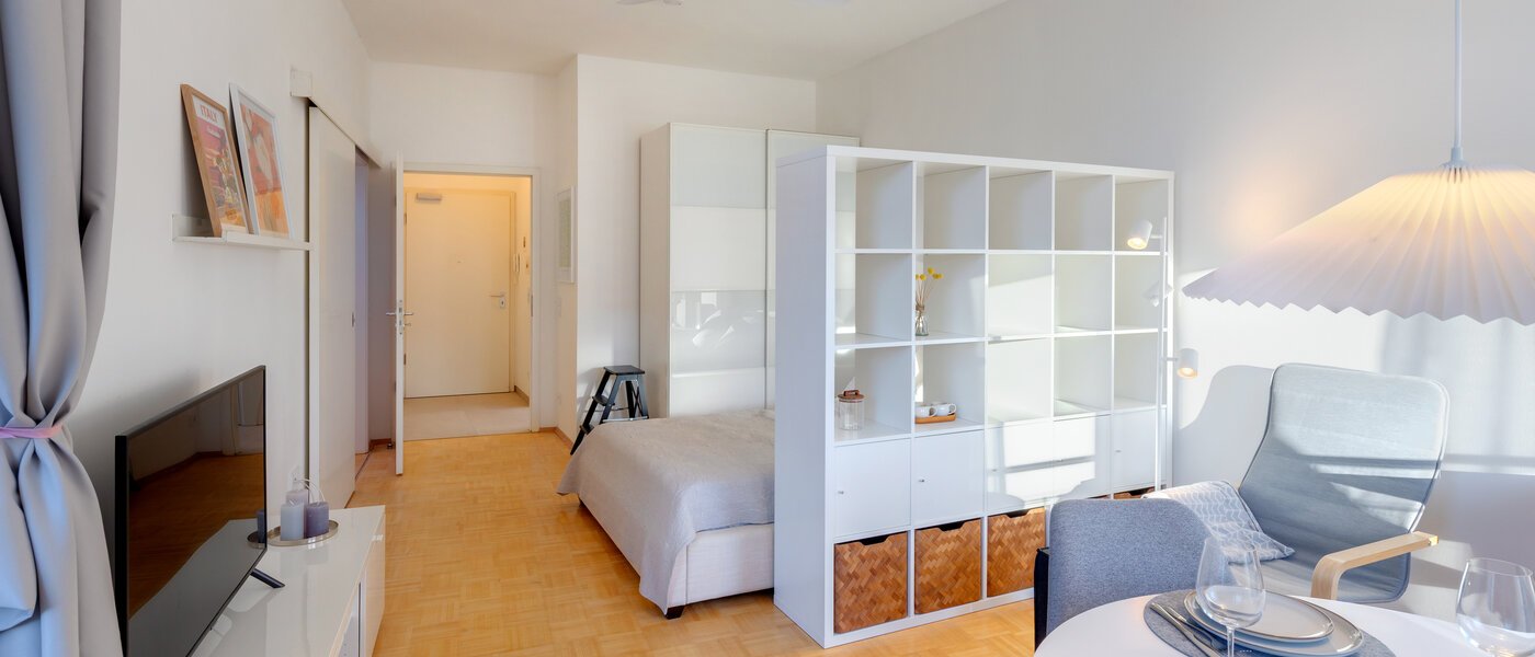 appartement sous les toits München Neuhausen 05 pièce à vivre 14695