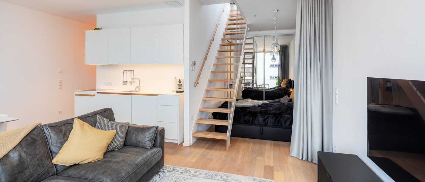 appartement avec terrasse sur le toit München Neuhausen 06 pièce à vivre 14699