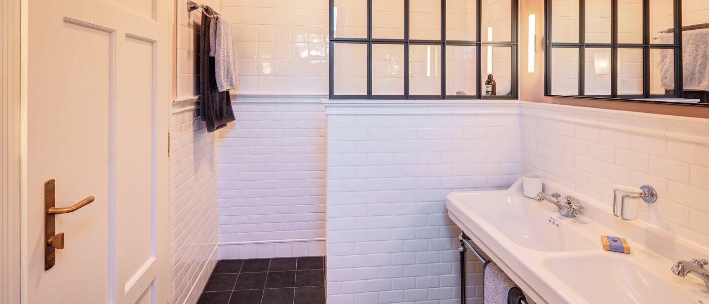 appartement sous les toits München Neuhausen 03 2ème s. de bain 14709