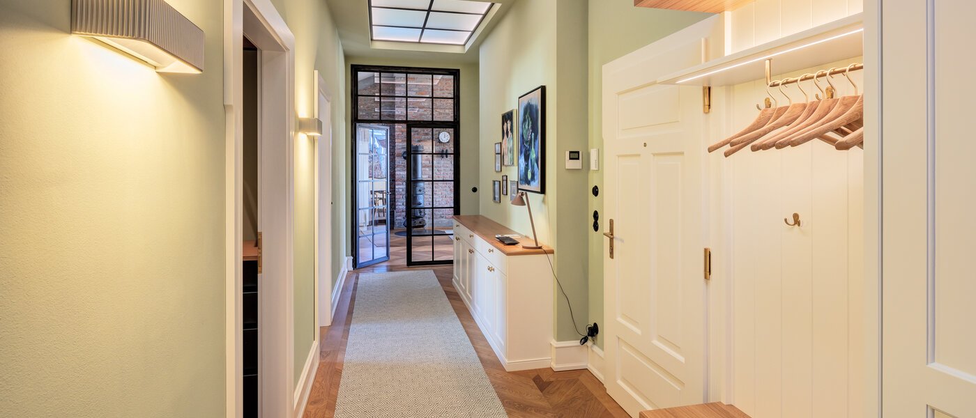 appartement sous les toits München Neuhausen 02 entrée/couloir 14709