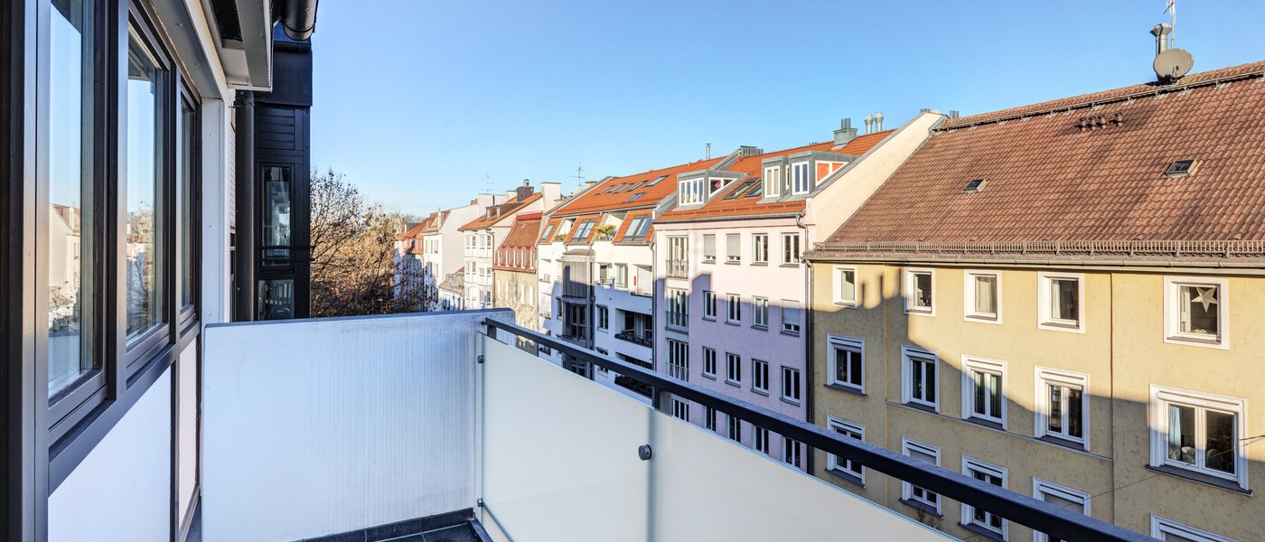 appartement style maisonnette München Maxvorstadt 01 balcon 14710