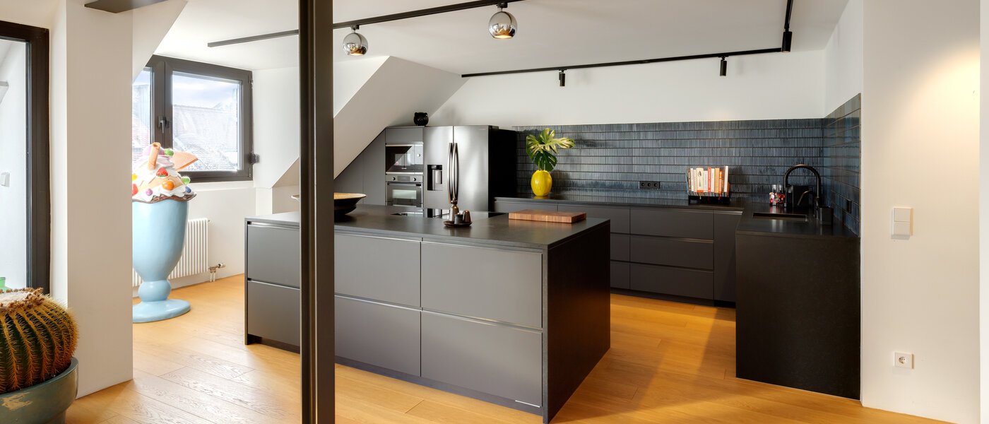 appartement style maisonnette München Glockenbachviertel 01 cuisine 14717