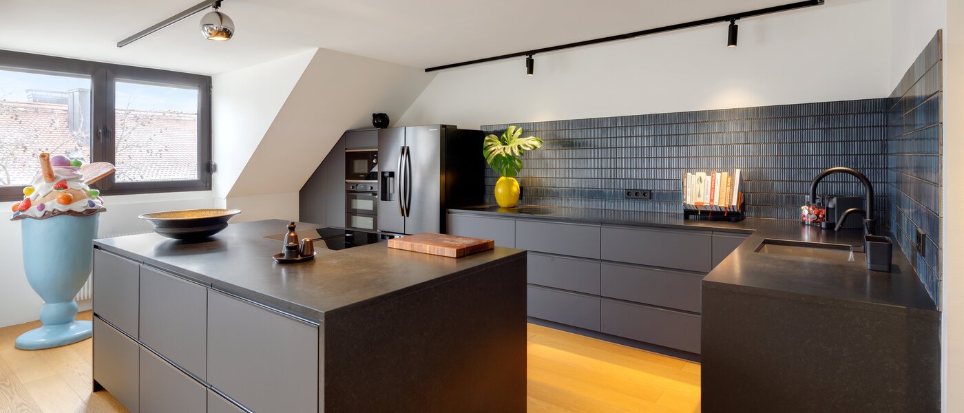 appartement style maisonnette München Glockenbachviertel 02 cuisine 14717