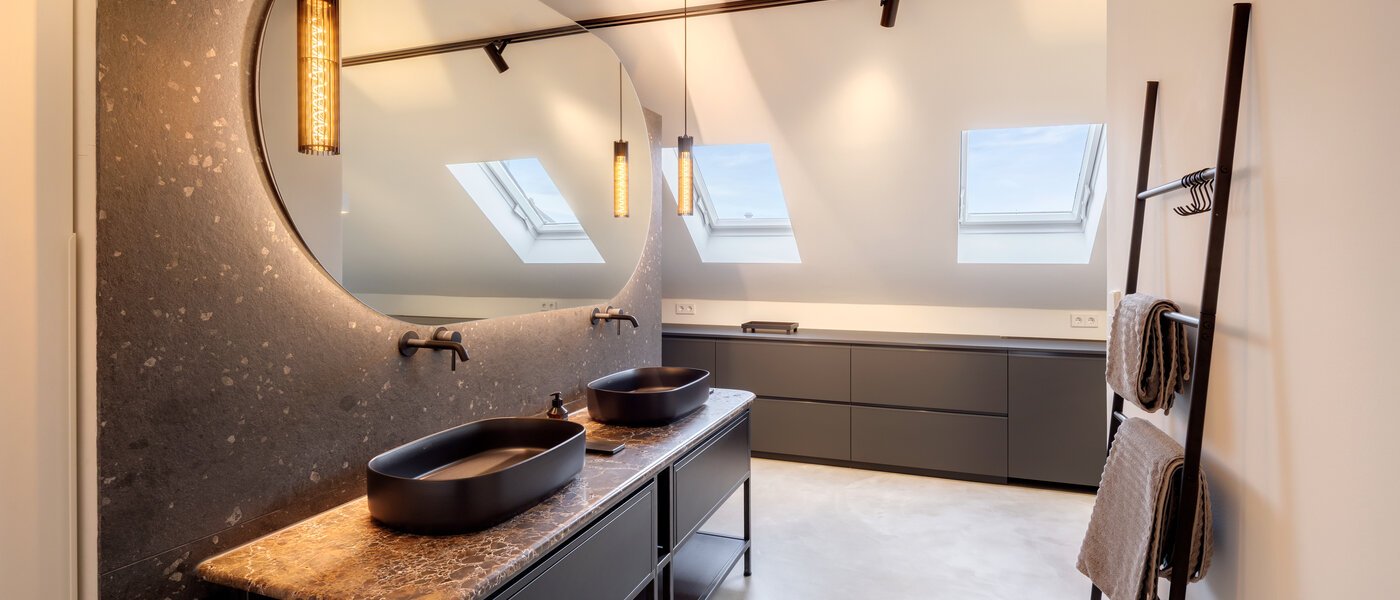 appartement style maisonnette München Glockenbachviertel 02 salle de bain 14717