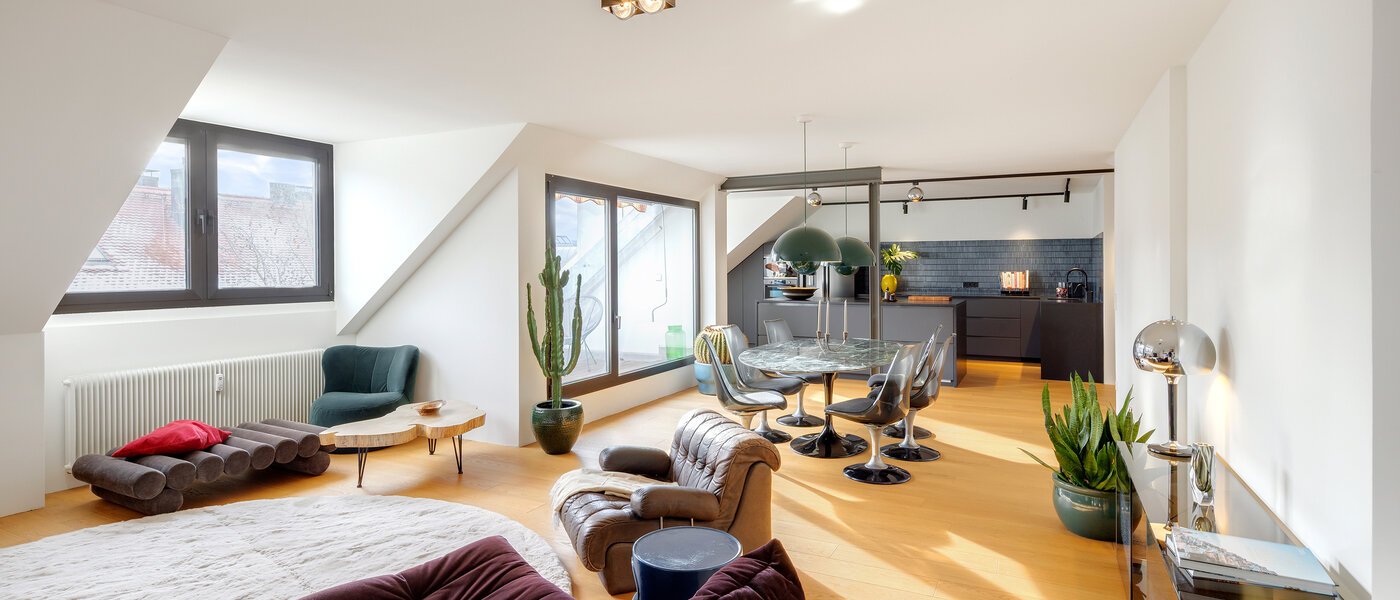 appartement style maisonnette München Glockenbachviertel 01 salle de séjour 14717