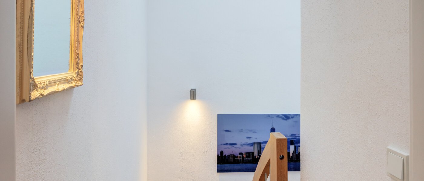 dernière maison de la rangée de maisons mitoyennes München Untermenzing 07 entrée/couloir 14723