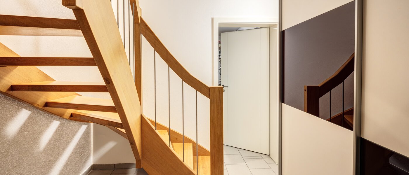 dernière maison de la rangée de maisons mitoyennes München Untermenzing 09 entrée/couloir 14723