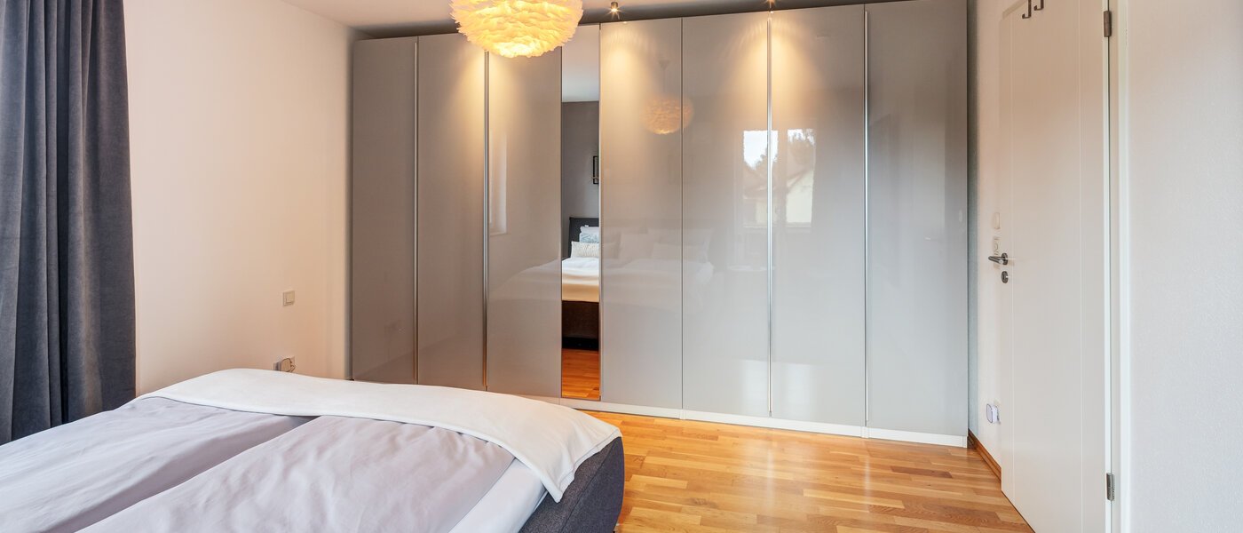 dernière maison de la rangée de maisons mitoyennes München Untermenzing 02 1ère chambre 14723