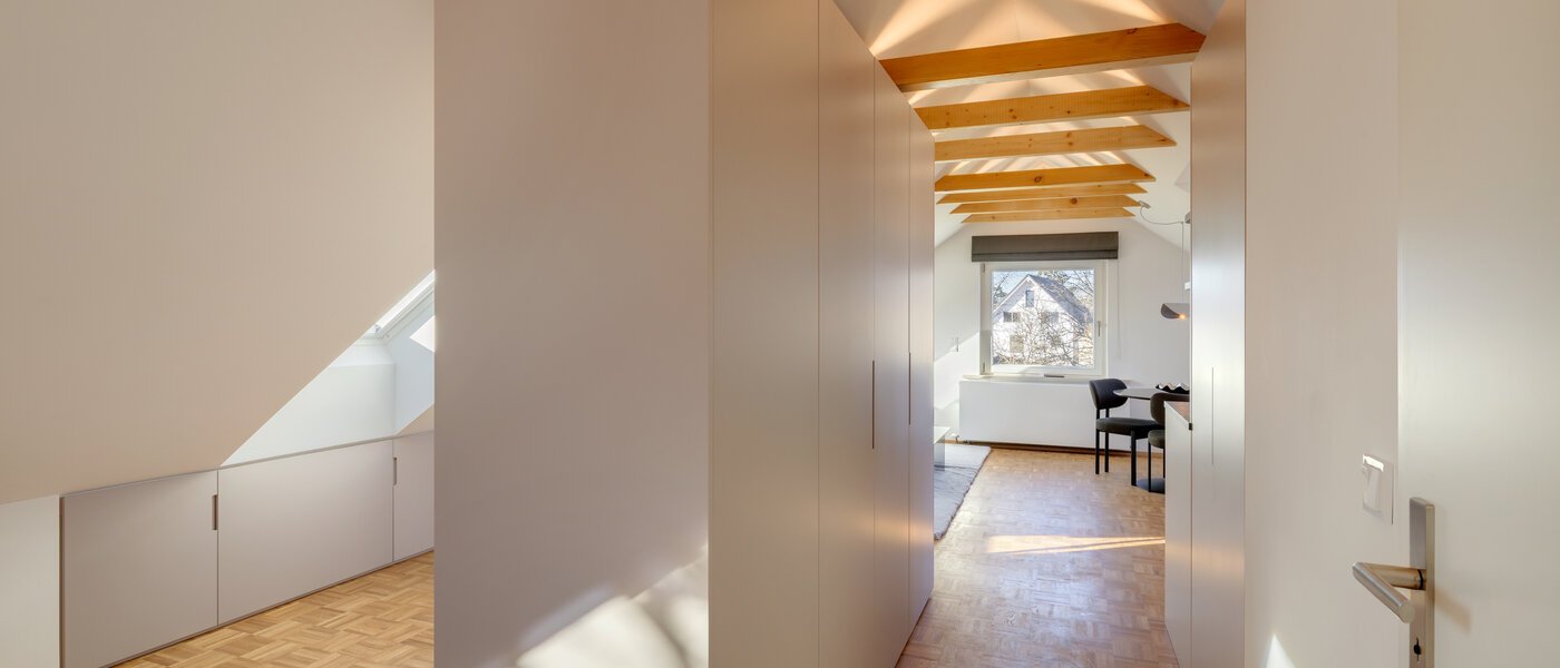 appartement sous les toits München Forstenried 01 entrée/couloir 14733