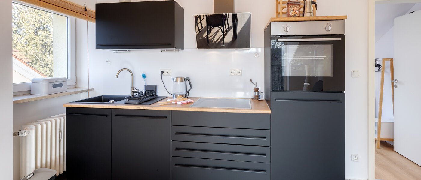 appartement sous les toits Gröbenzell 01 cuisine 14746