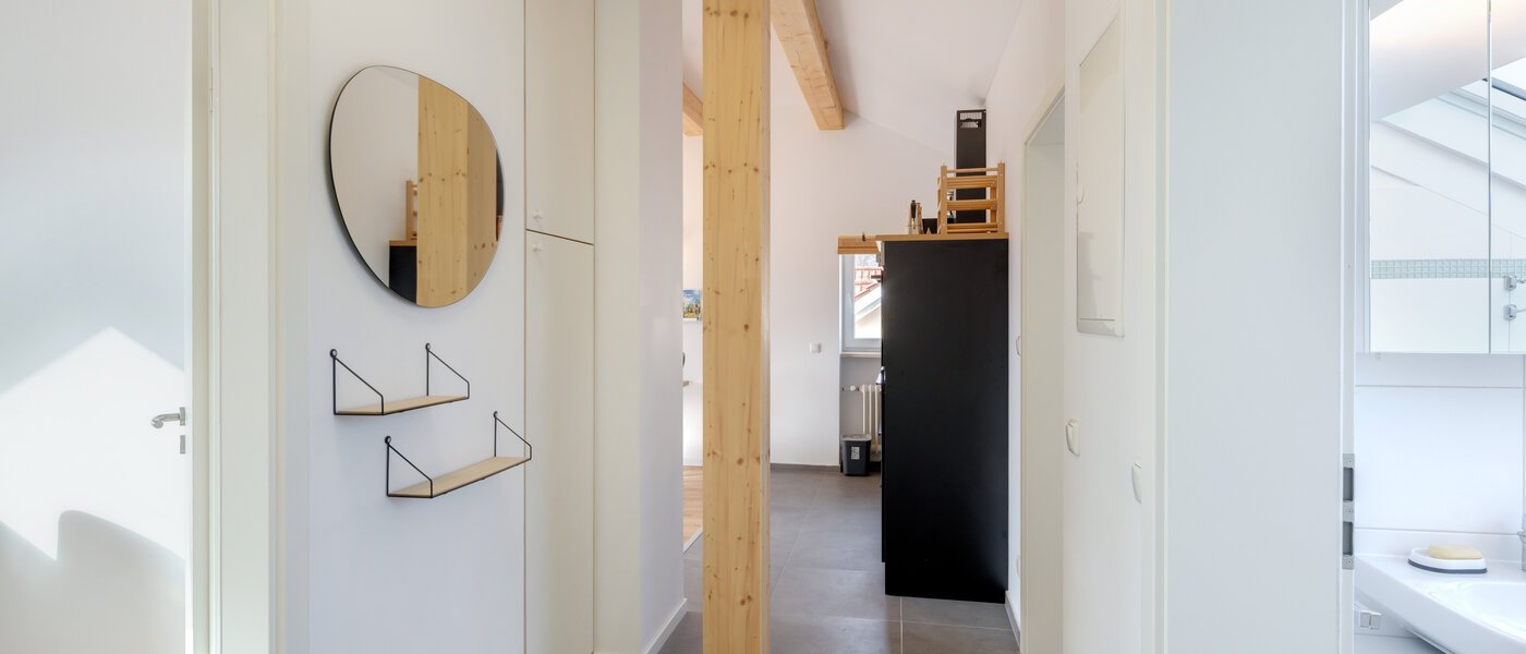 appartement sous les toits Gröbenzell 01 entrée/couloir 14746