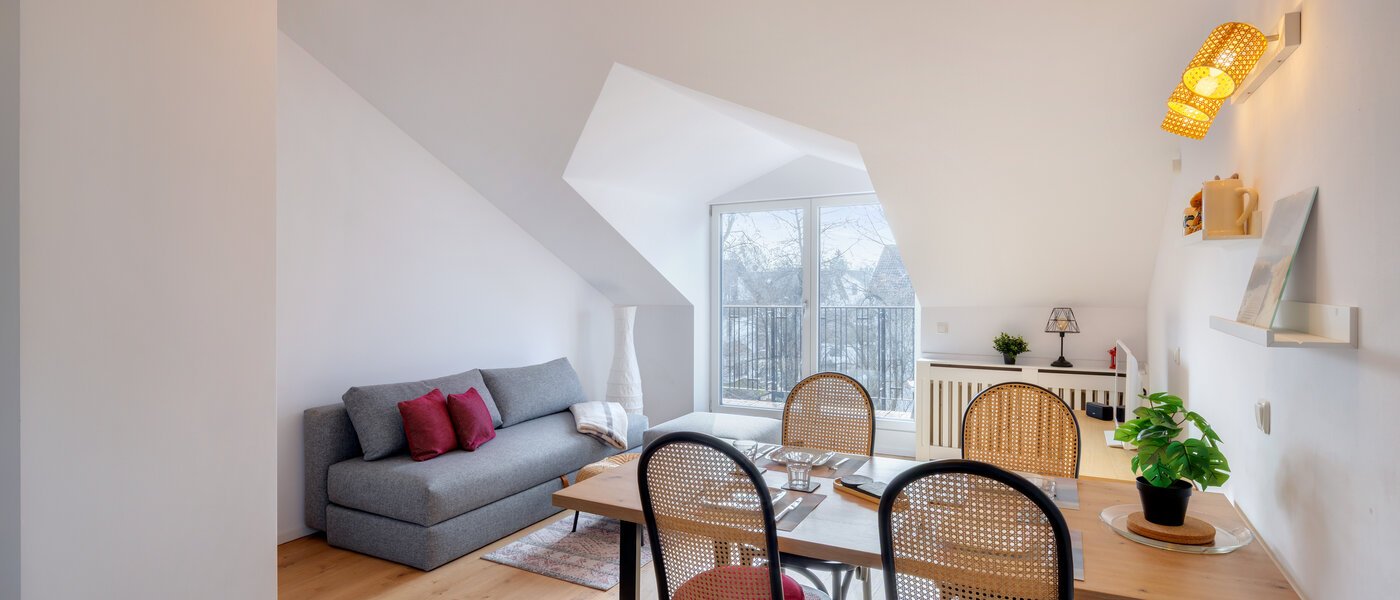 appartement sous les toits Gröbenzell 01 pièce à vivre 14746