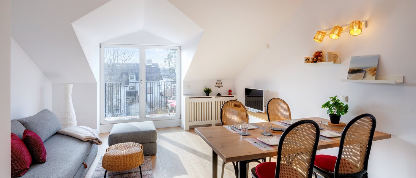 appartement sous les toits Gröbenzell 02 pièce à vivre 14746