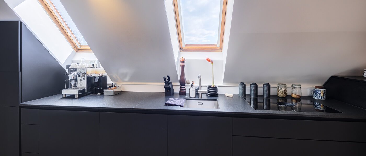 appartement avec terrasse sur le toit München Haidhausen 02 cuisine 14748