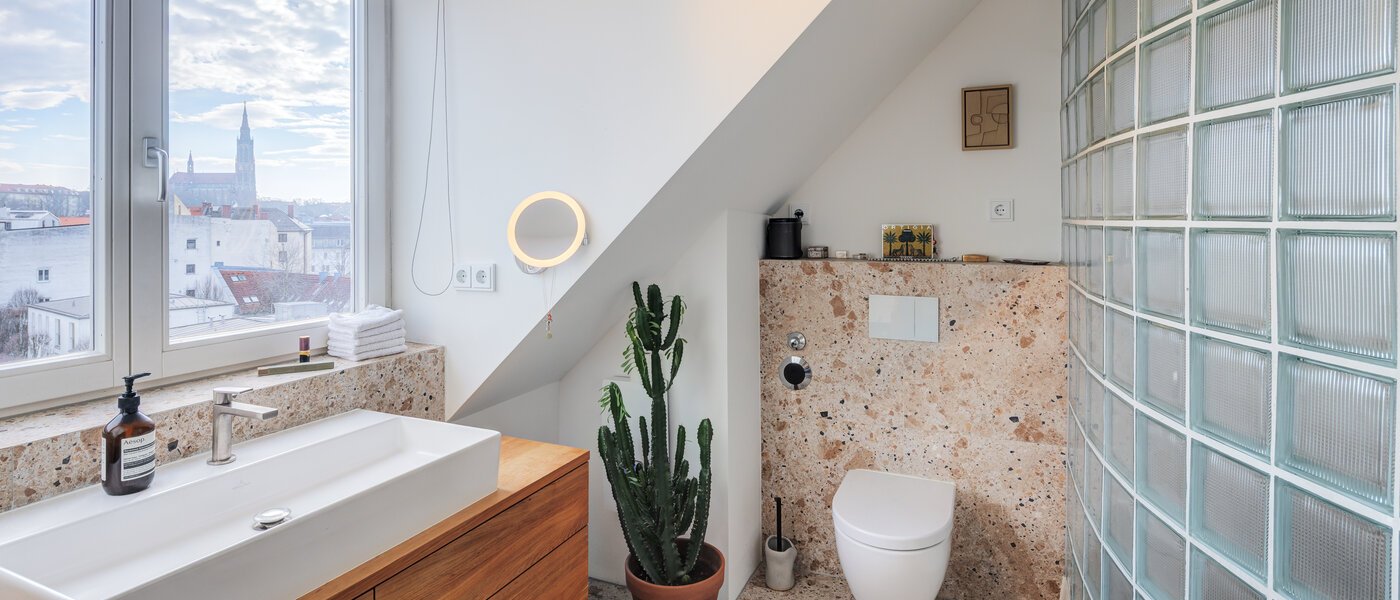 appartement avec terrasse sur le toit München Haidhausen 03 salle de bain 14748