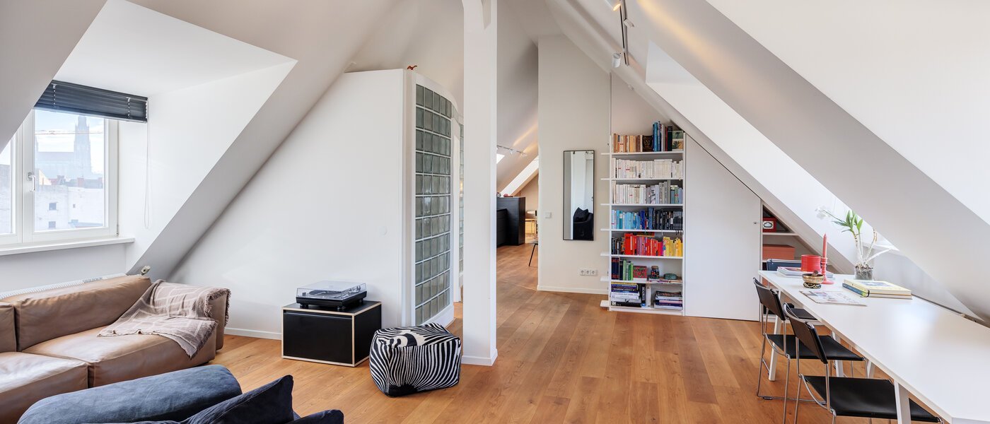 appartement avec terrasse sur le toit München Haidhausen 05 pièce à vivre 14748