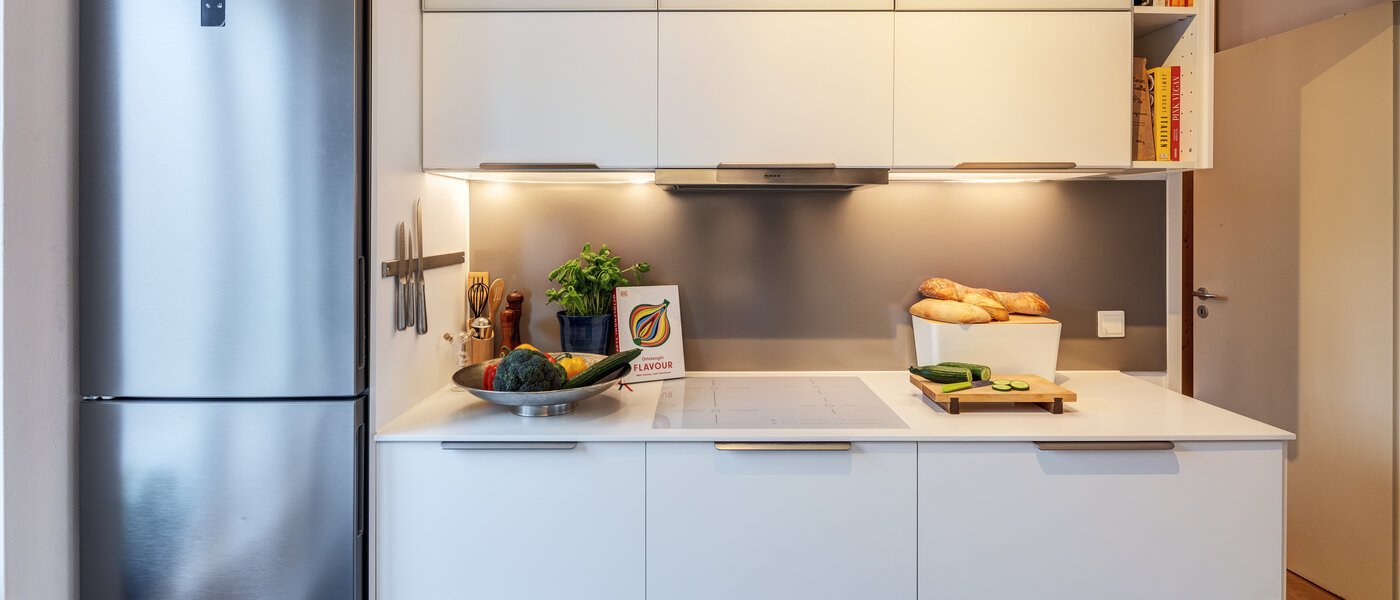 appartement avec terrasse sur le toit München Maxvorstadt 02 cuisine 14758