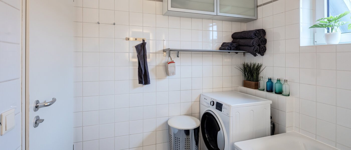 appartement avec terrasse sur le toit München Maxvorstadt 03 salle de bain 14758