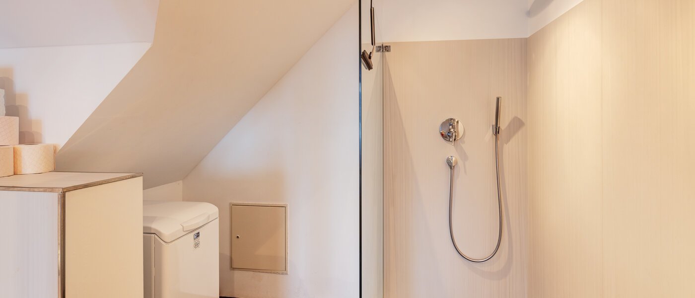 appartement style maisonnette München Schwabing-West 04 salle de bain 14766