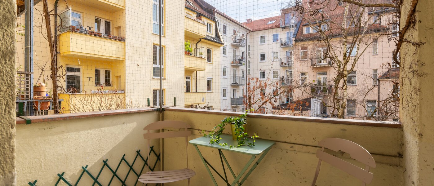 appartement München Maxvorstadt - Rund um den Josephplatz 01 loggia 14777