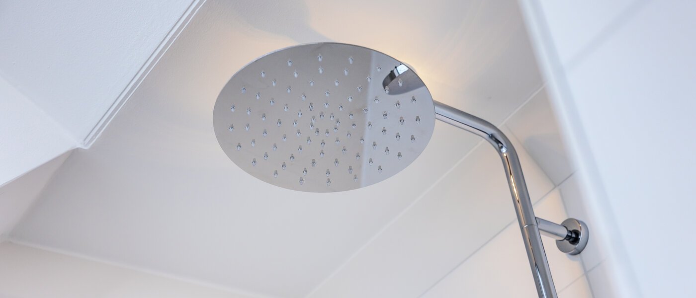 appartement style maisonnette avec mezzanine München Maxvorstadt 06 salle de bain 14785