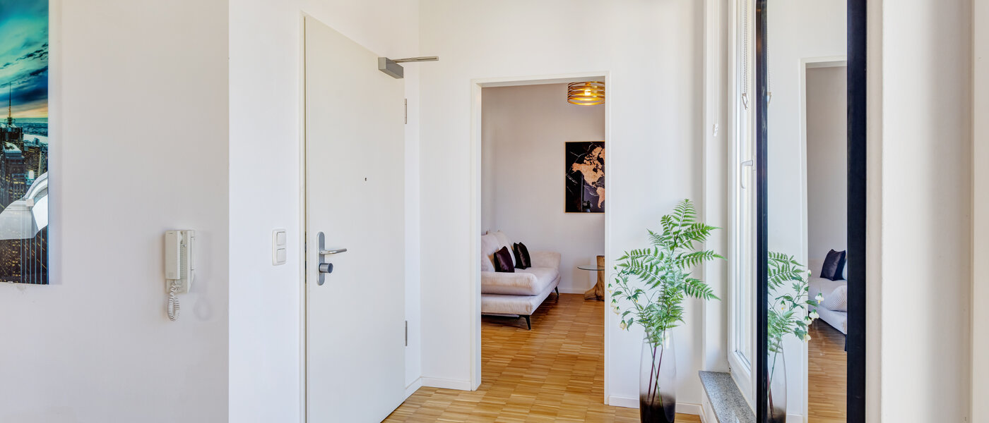 appartement avec terrasse sur le toit Aschheim 01 entrée/couloir 14787