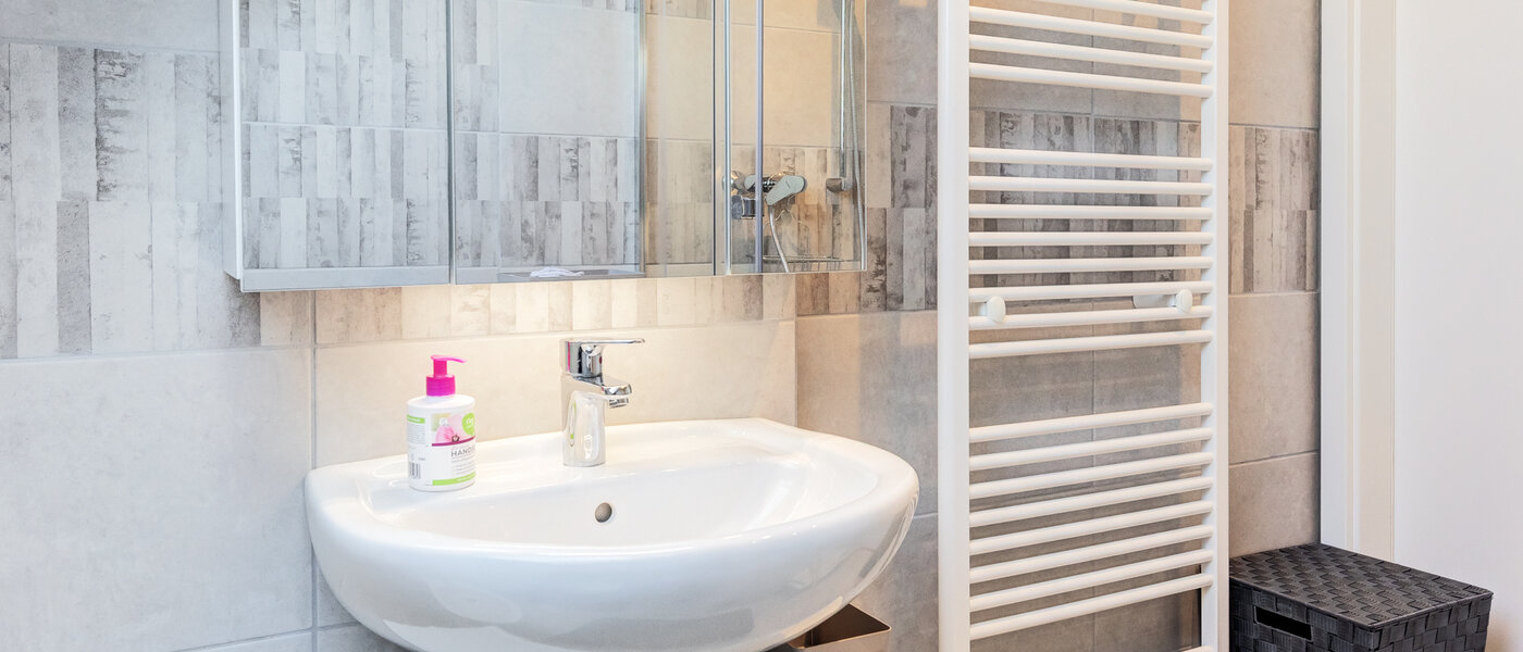 appartement sous les toits München Trudering 02 salle de bain 14792