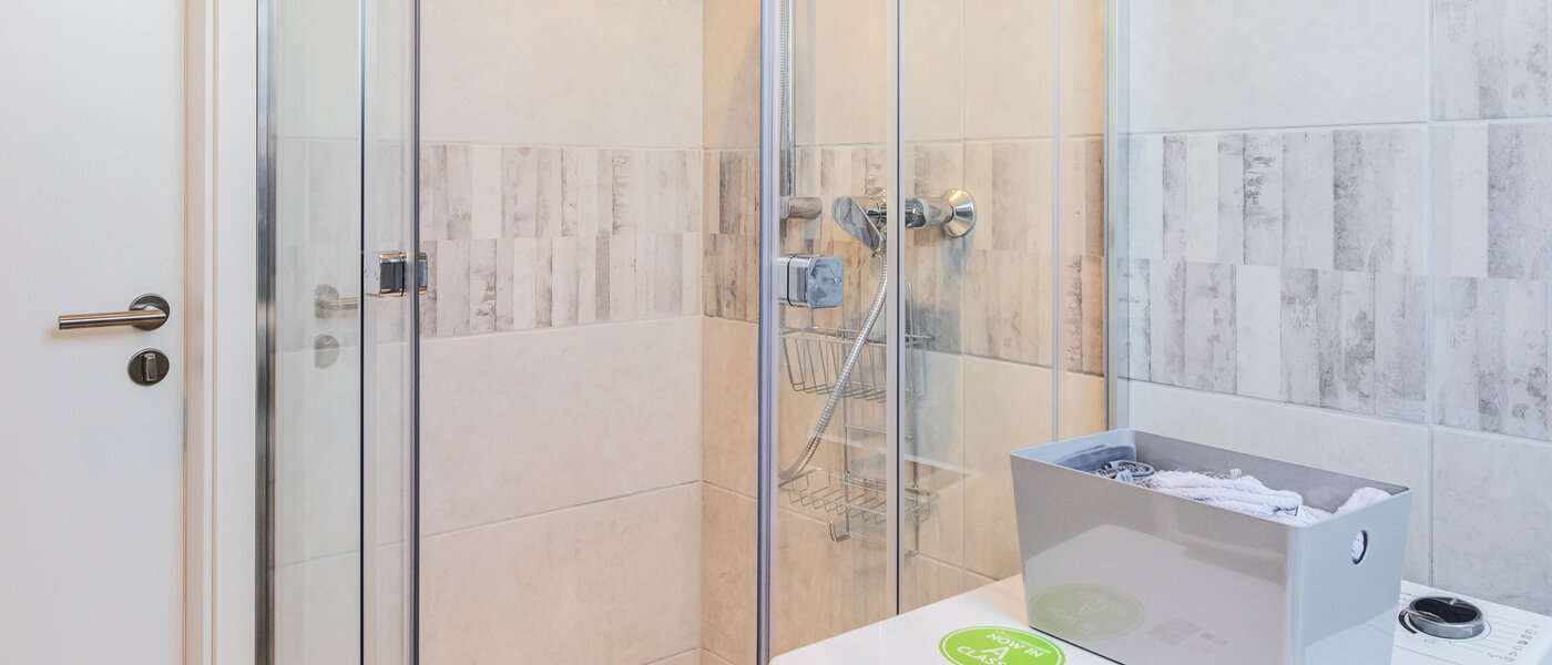 appartement sous les toits München Trudering 03 salle de bain 14792