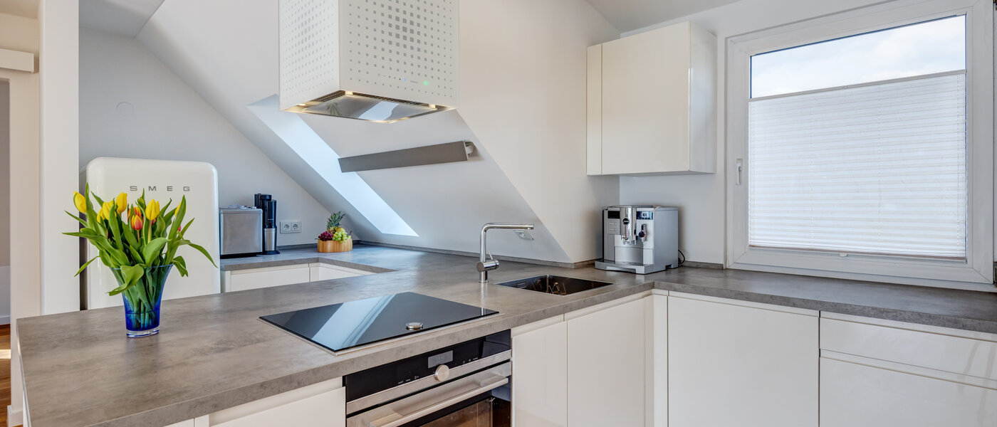 appartement avec terrasse sur le toit München Moosach 02 cuisine 14797