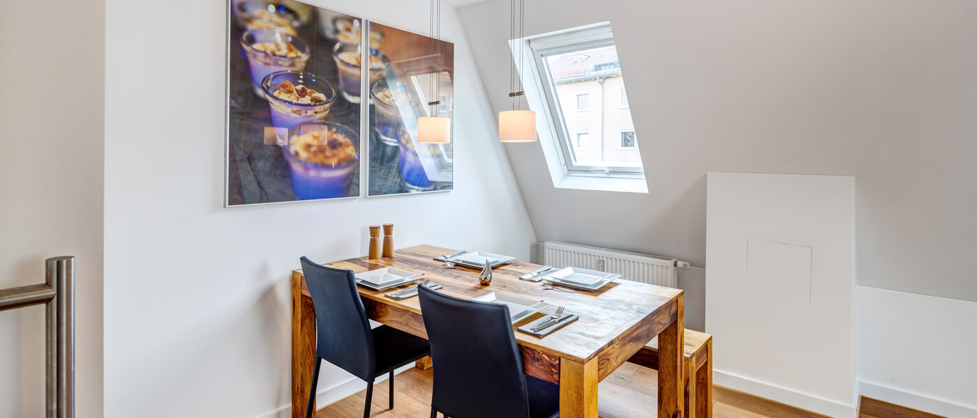 appartement avec terrasse sur le toit München Moosach 01 salle à manger 14797