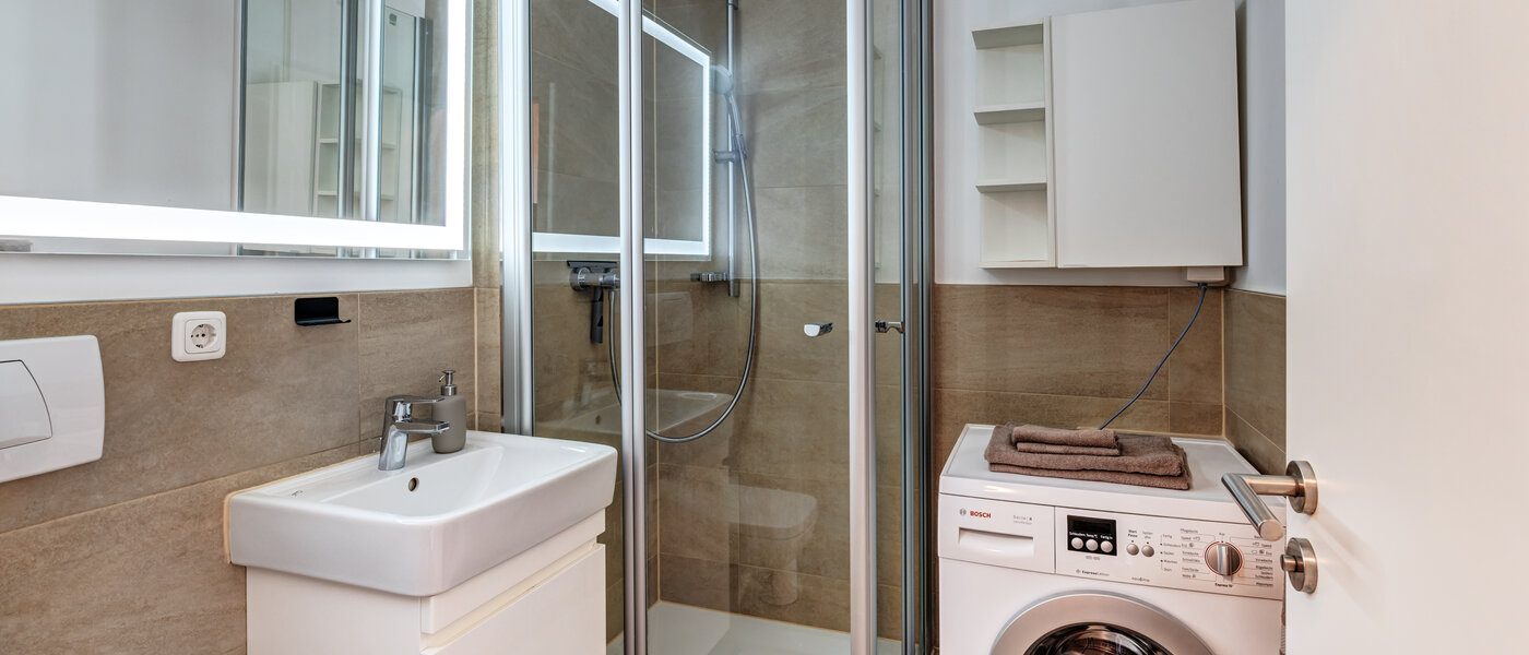 appartement München Schwabing-West 01 salle de bain 14800