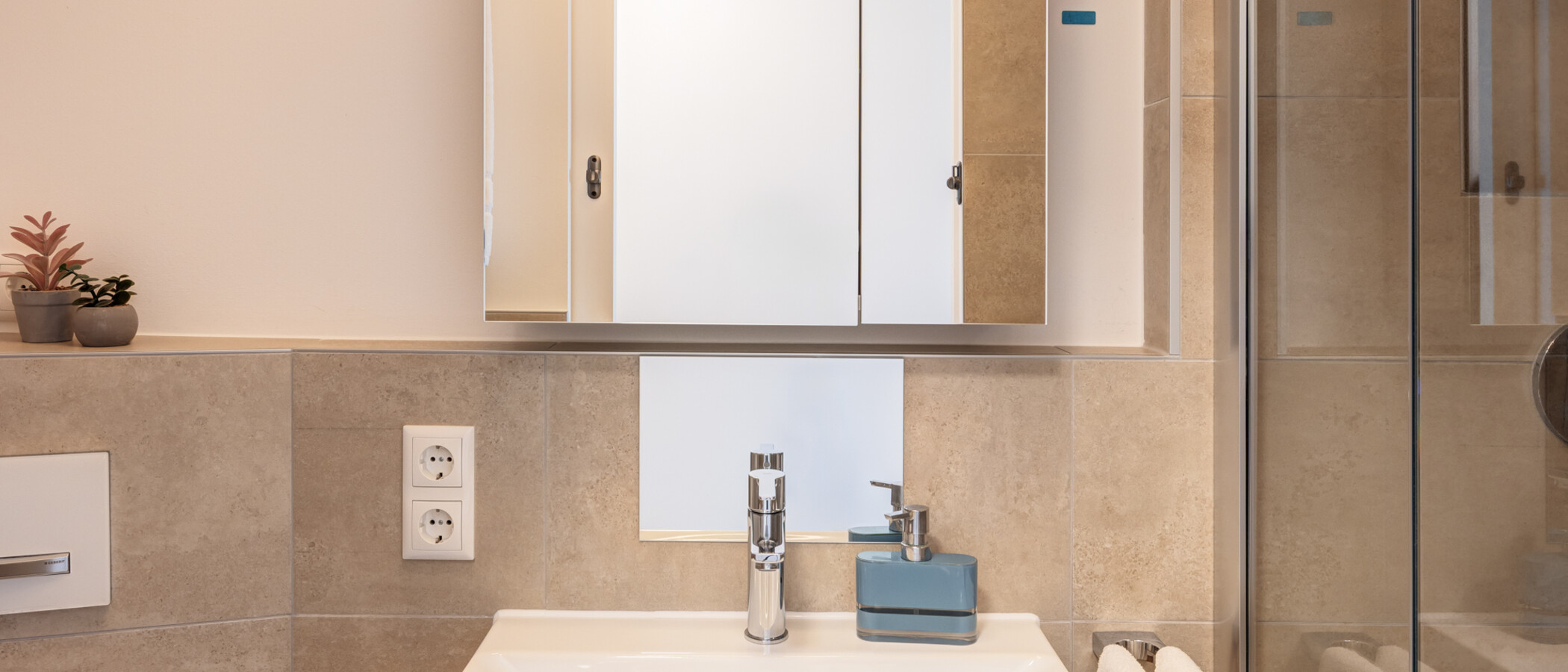 appartement style maisonnette München Waldtrudering 02 2ème s. de bain 14825