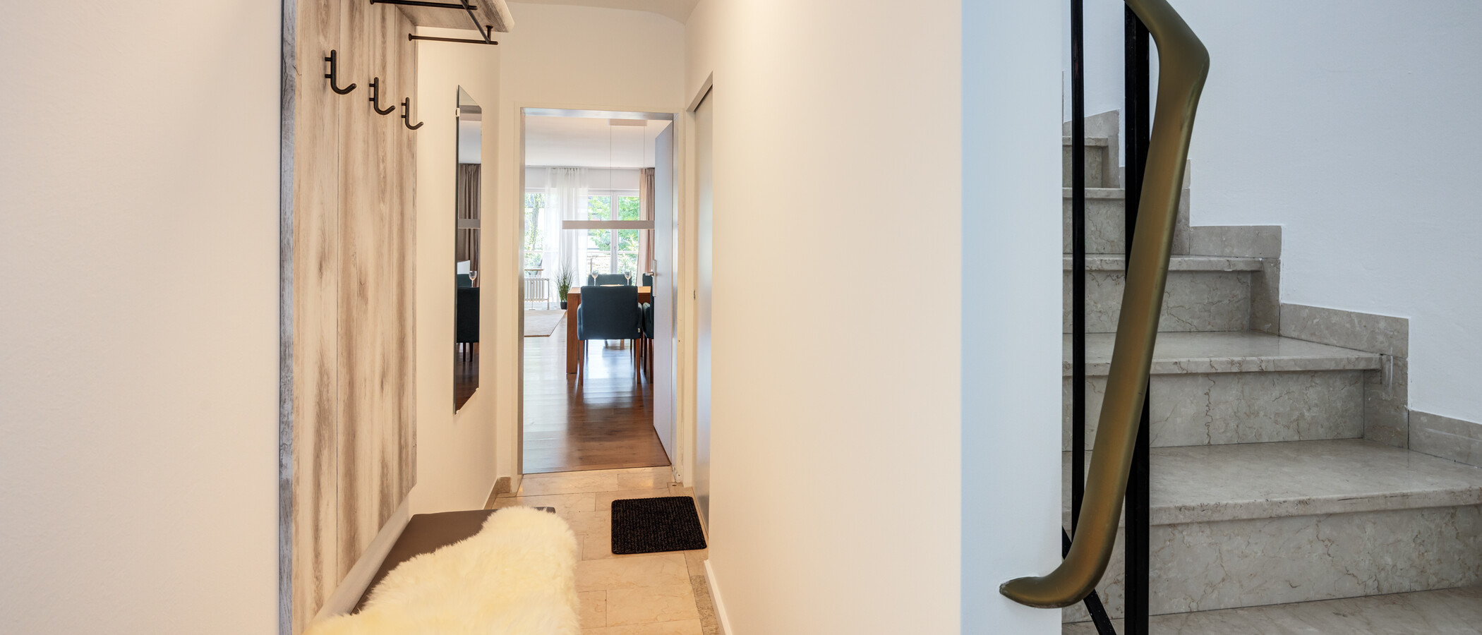 appartement style maisonnette München Waldtrudering 04 entrée/couloir 14825