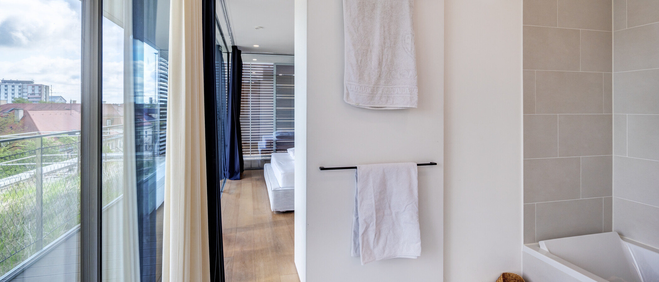 mansardé München Haidhausen 01 1ère salle de bain 14832