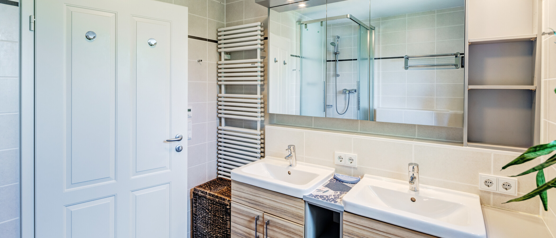 appartement München Oberföhring 04 1ère salle de bain 14848