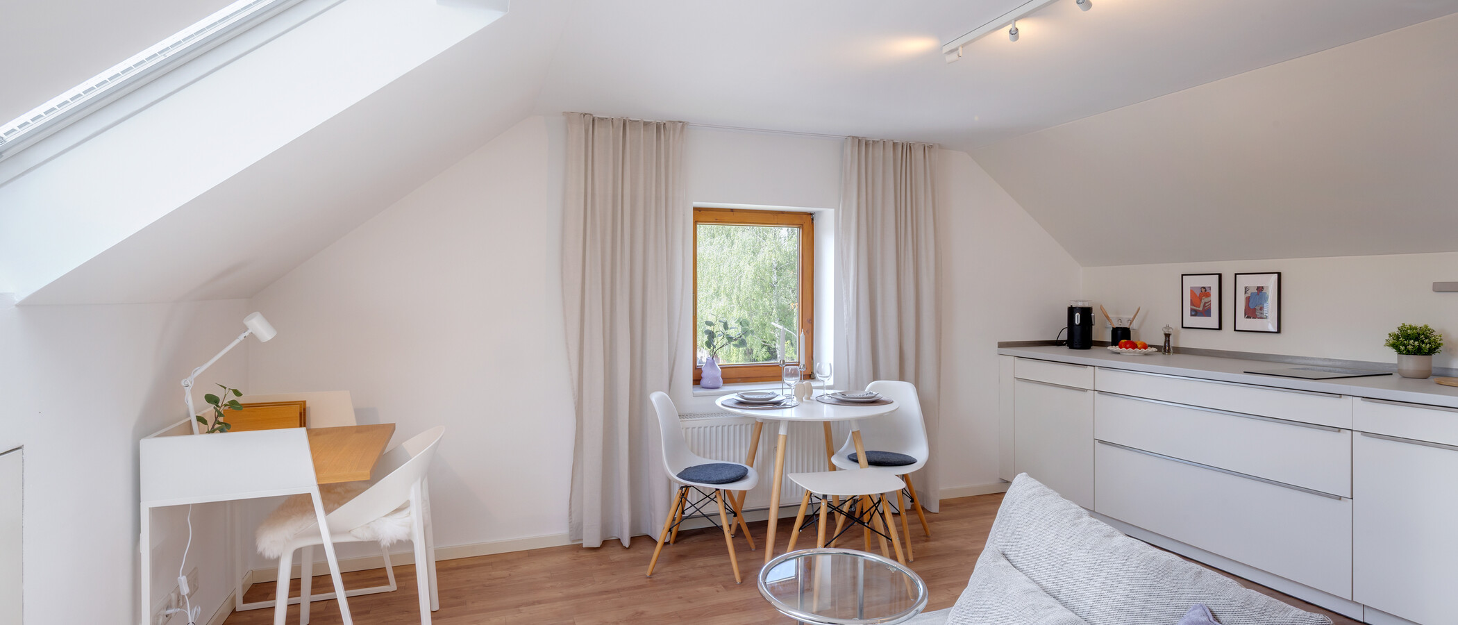 appartement sous les toits München Daglfing 03 pièce à vivre 14852