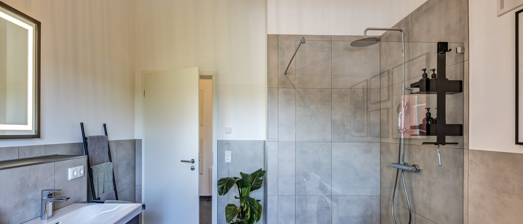 appartement avec terrasse sur le toit Planegg 03 salle de bain 14854