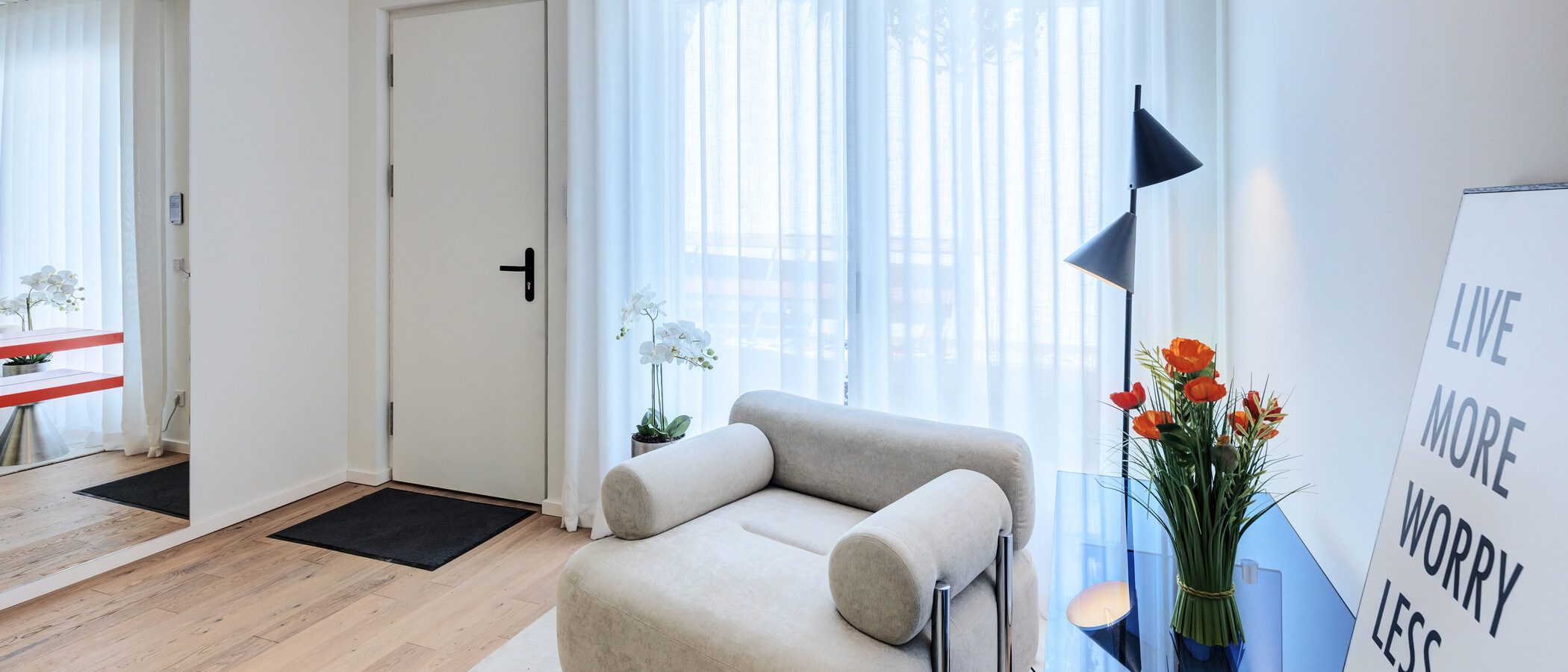 appartement style maisonnette München Neuhausen 03 coin bureau 14864